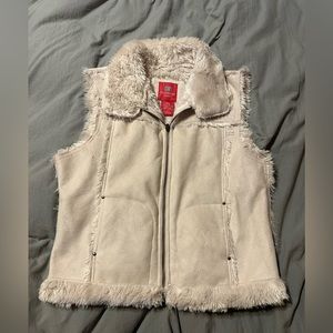 Faded Glory Faux Fur Vest